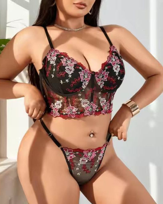 curvy plus size floral lace bustier and g lingerie set