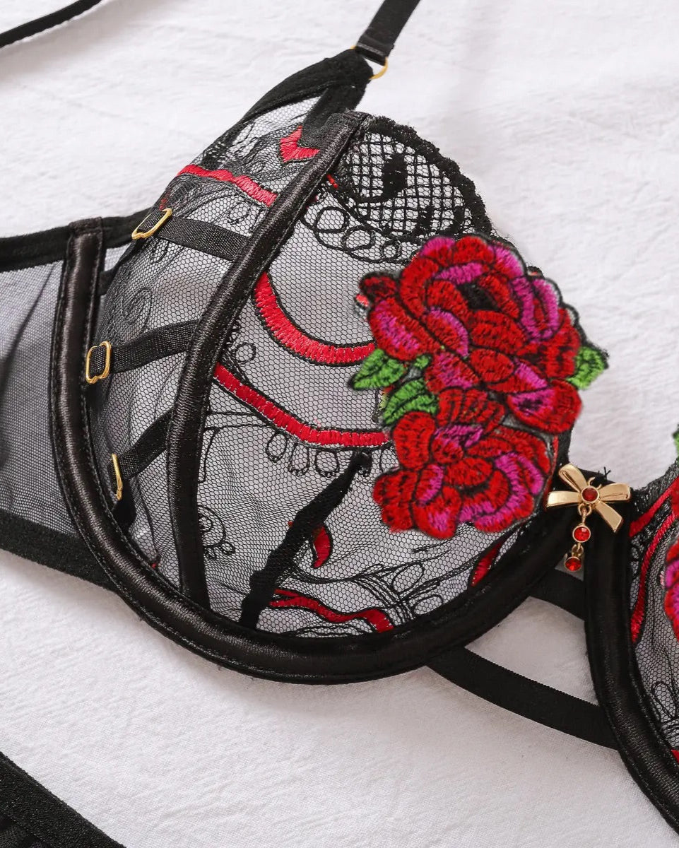 black and red lace floral women's lingerie set with bra, garter belt and matching G