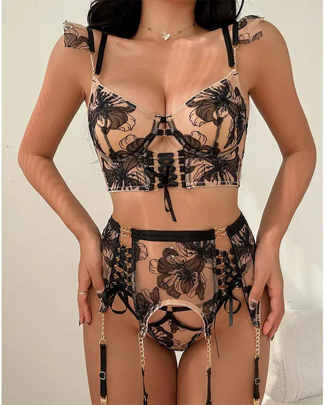 You're My Weakness Lace Bustier Lingerie Set