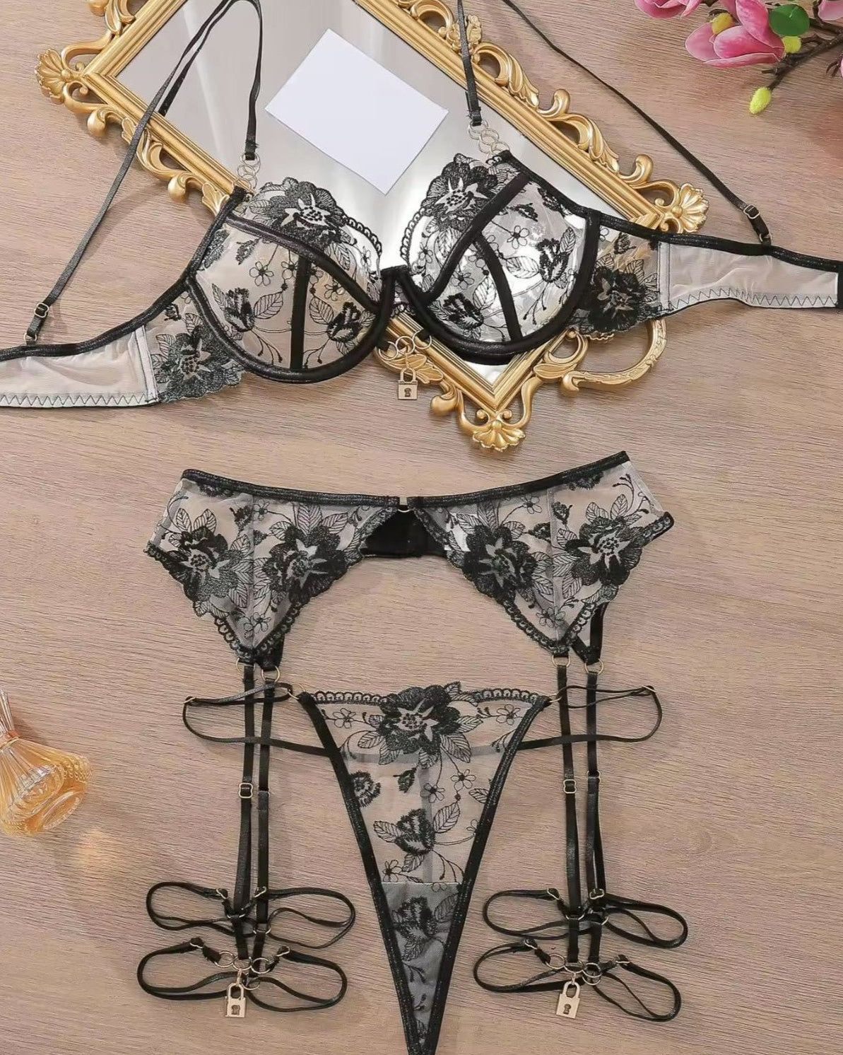 You Hold The Key - Black Lingerie Set