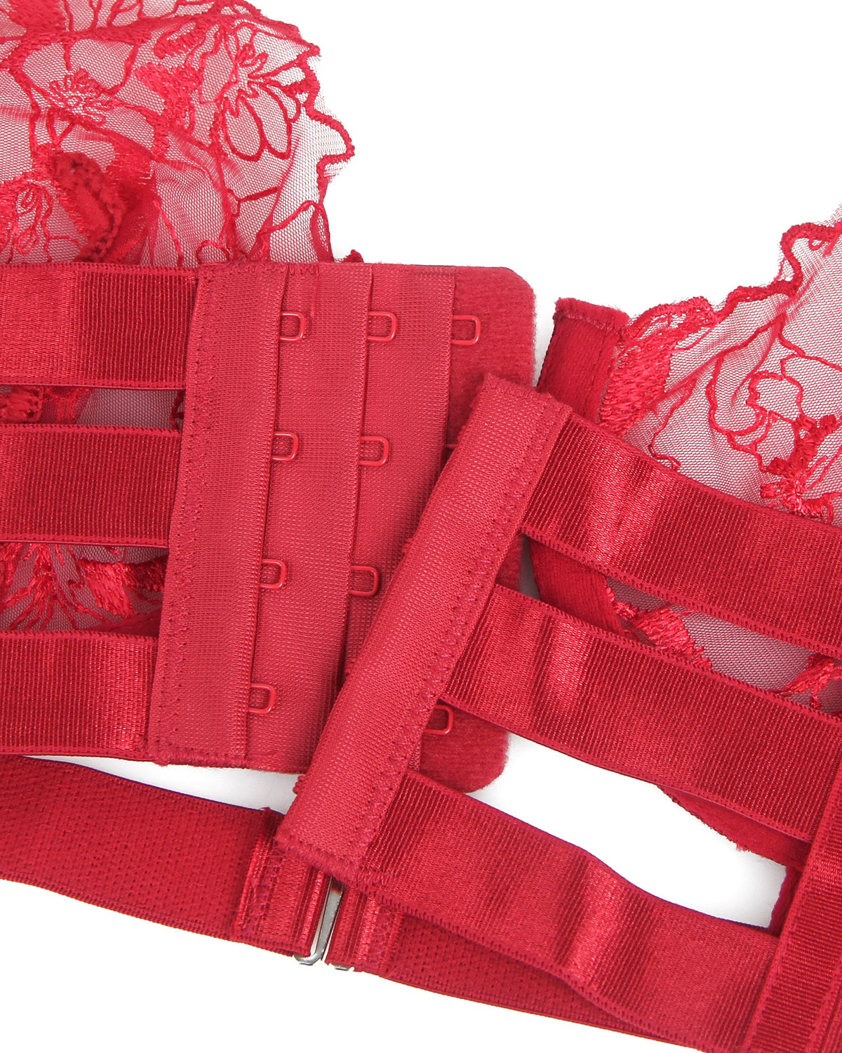  Details of bra closure from Knock em Dead Curvy lingerie set