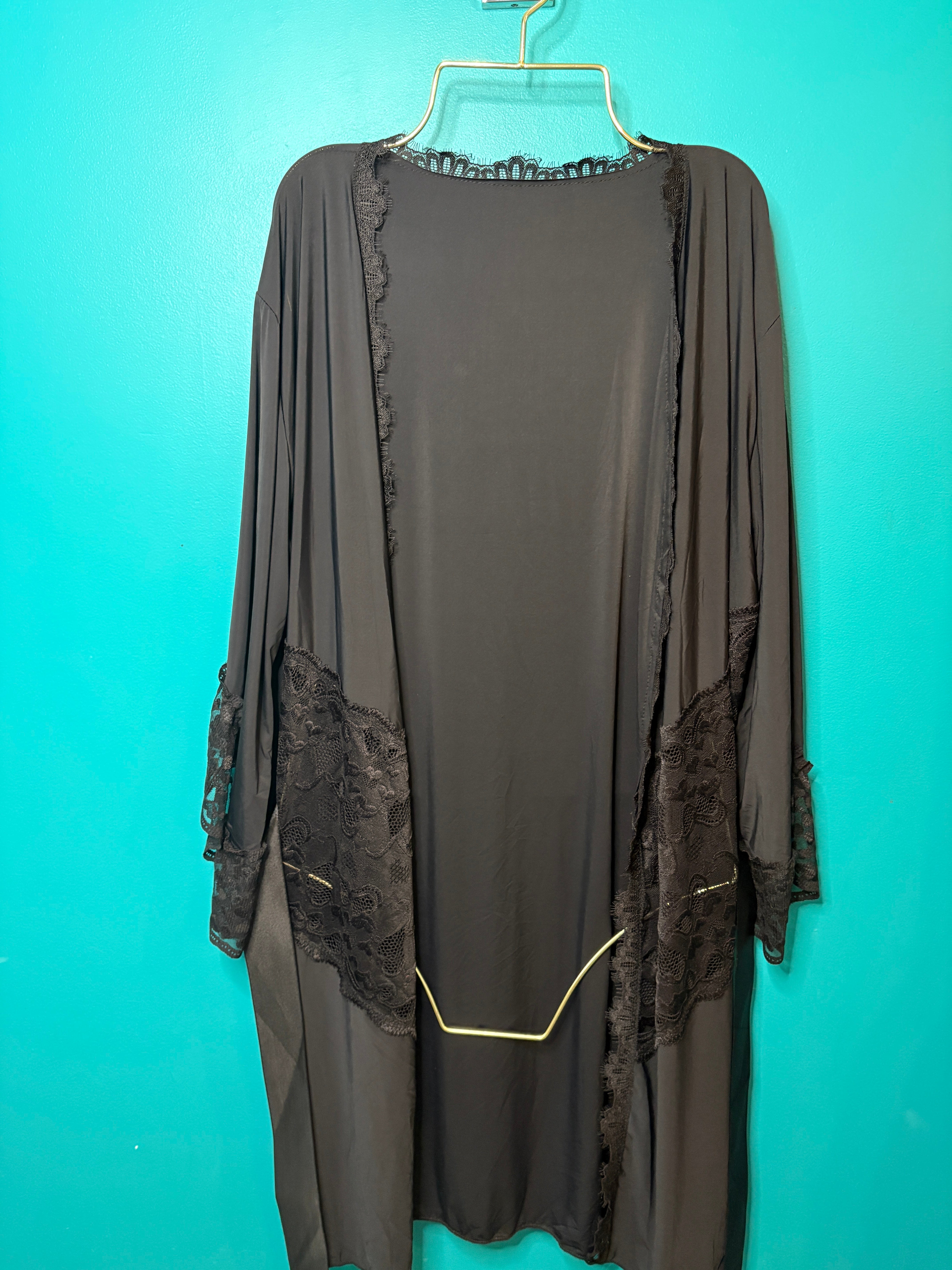 Let Love In Robe Black
